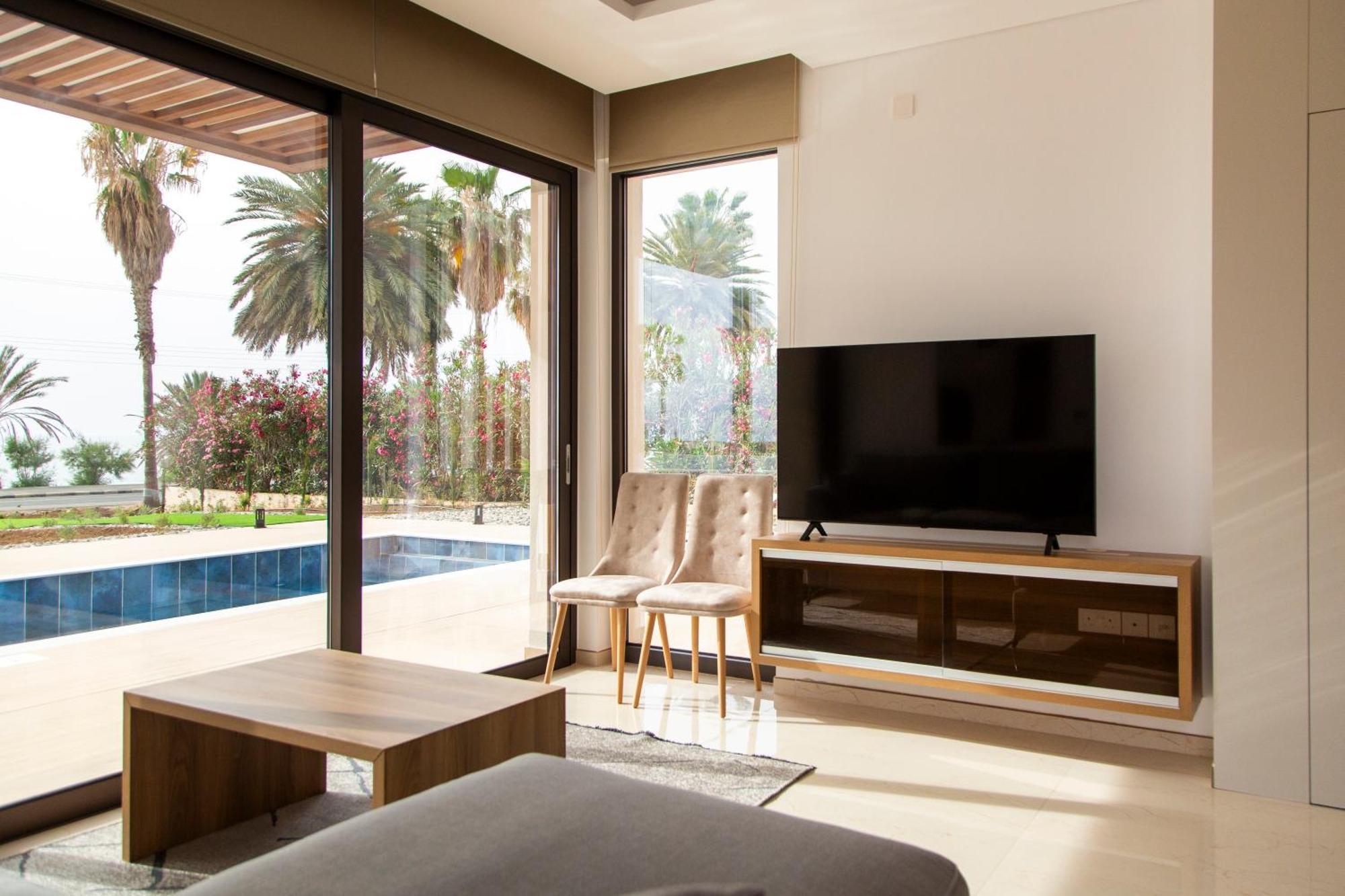 Santa Barbara Seafront Villas W Jacuzzi Pool Paphos Exterior foto