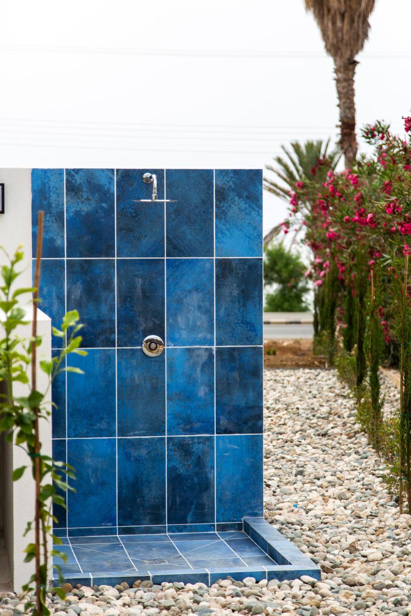 Santa Barbara Seafront Villas W Jacuzzi Pool Paphos Exterior foto