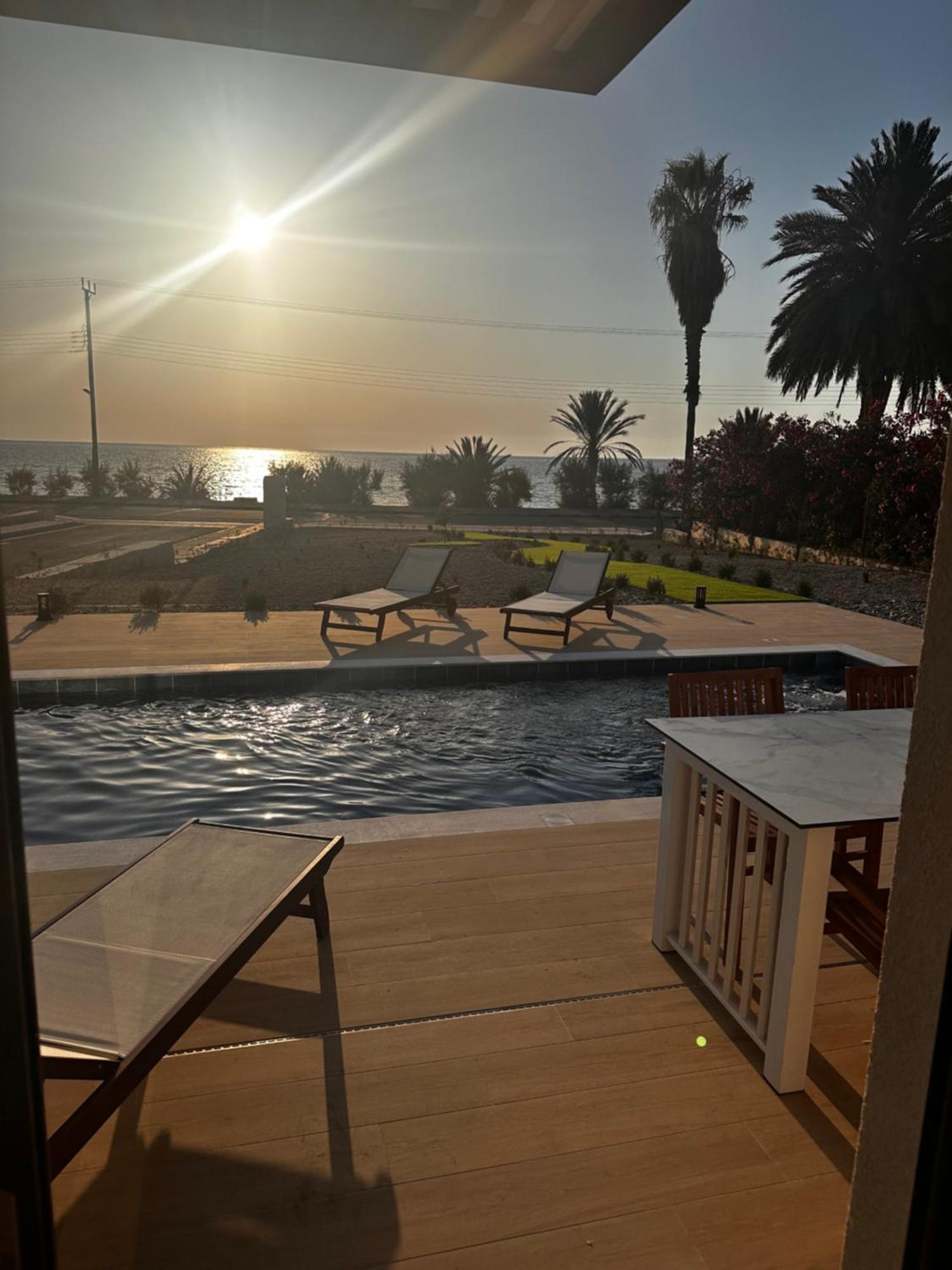 Santa Barbara Seafront Villas W Jacuzzi Pool Paphos Exterior foto